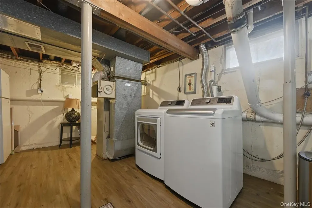 9 Copperbeech Road Saint James NY 11780