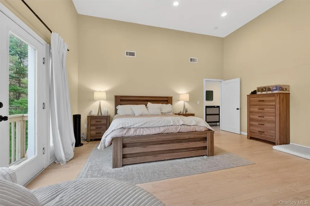 21 Kent Lake Avenue Carmel NY 10512