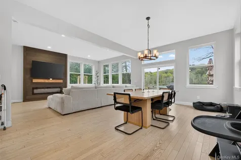 21 Kent Lake Avenue Carmel NY 10512