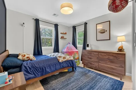 21 Kent Lake Avenue Carmel NY 10512