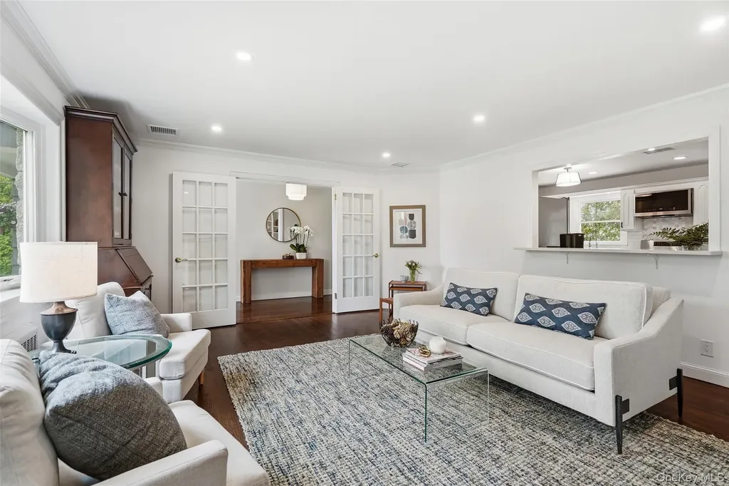 189 Lawn Terrace Mamaroneck NY 10543