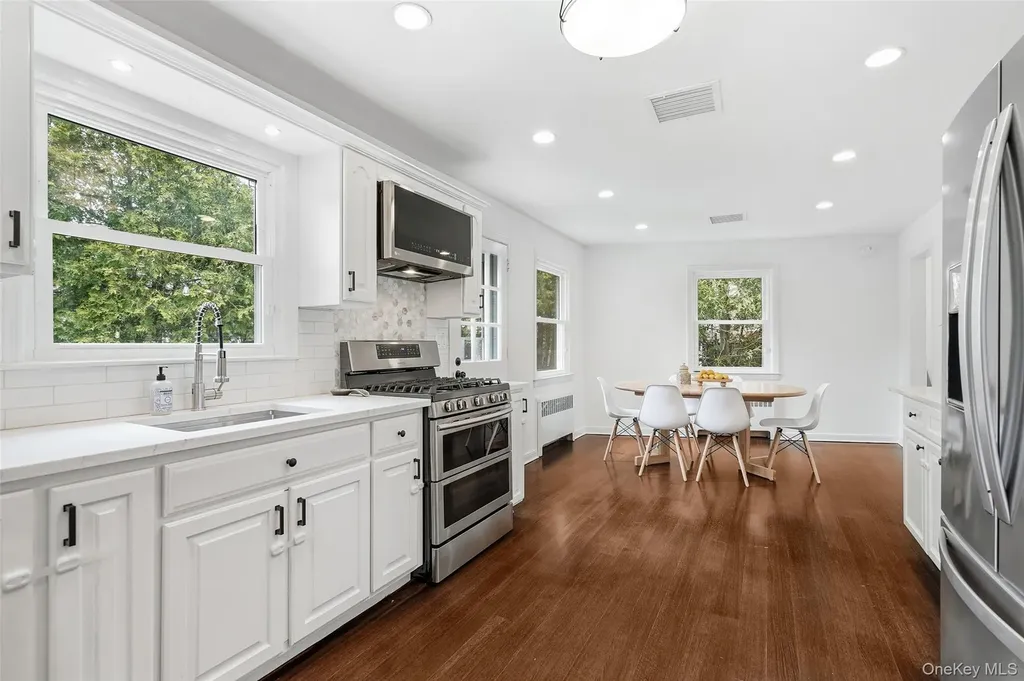 189 Lawn Terrace Mamaroneck NY 10543