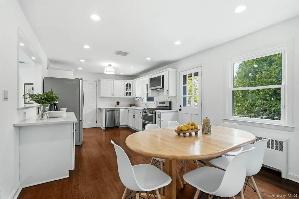 189 Lawn Terrace Mamaroneck NY 10543