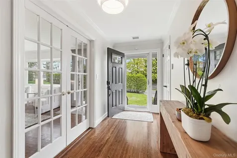 189 Lawn Terrace Mamaroneck NY 10543