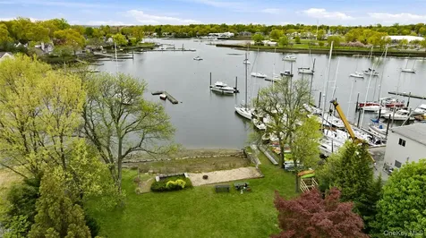 189 Lawn Terrace Mamaroneck NY 10543