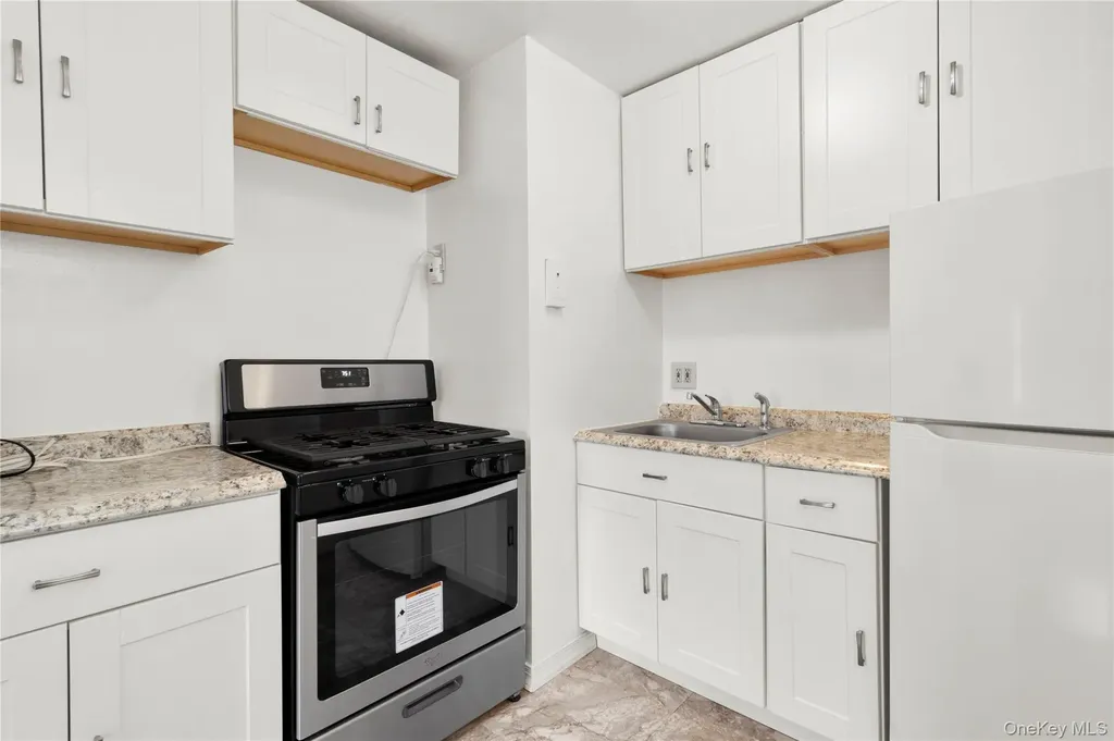 54 Perkins Avenue Oceanside NY 11572