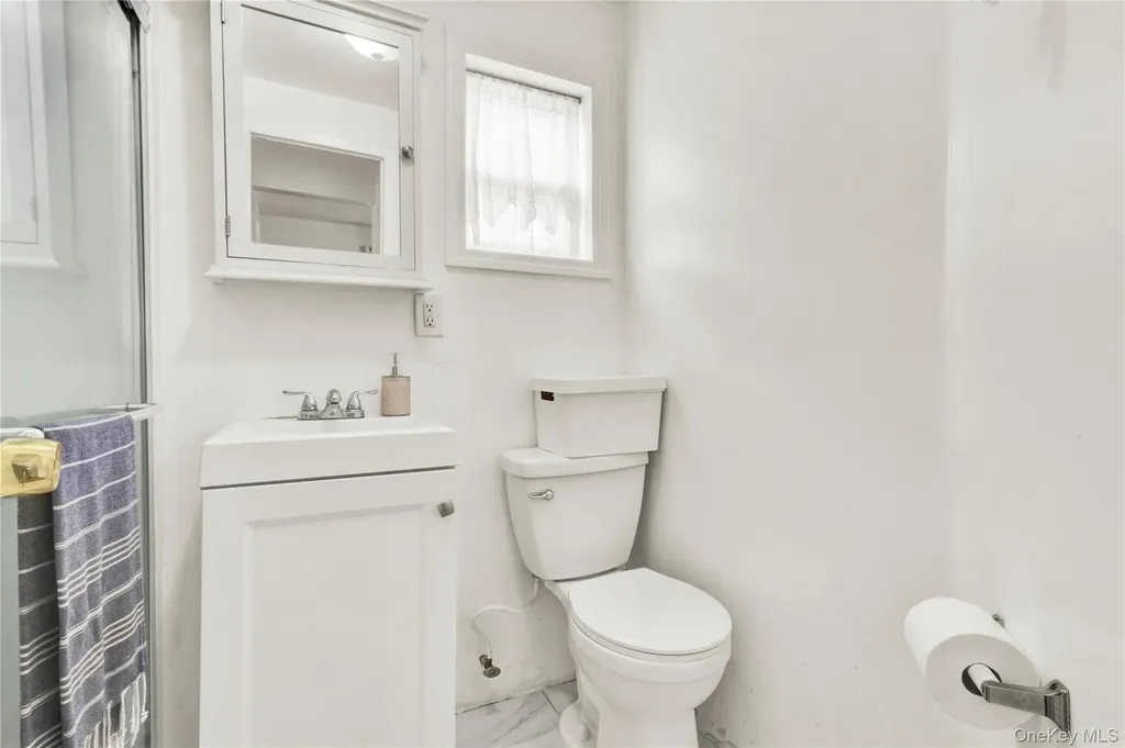54 Perkins Avenue Oceanside NY 11572