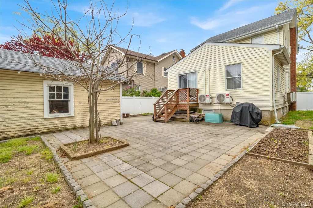 54 Perkins Avenue Oceanside NY 11572