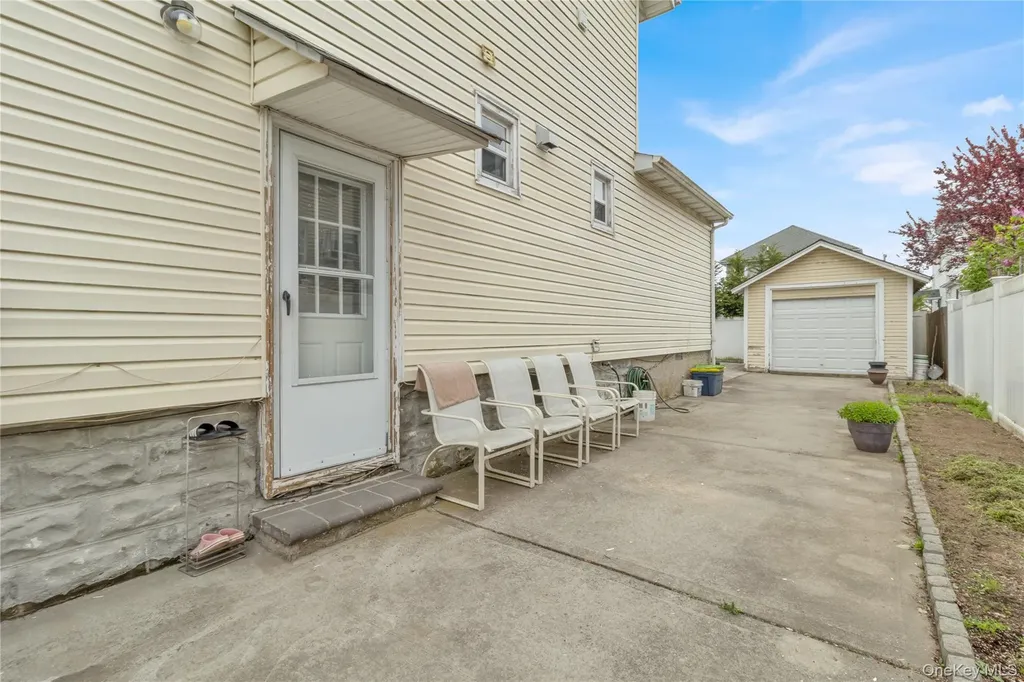 54 Perkins Avenue Oceanside NY 11572