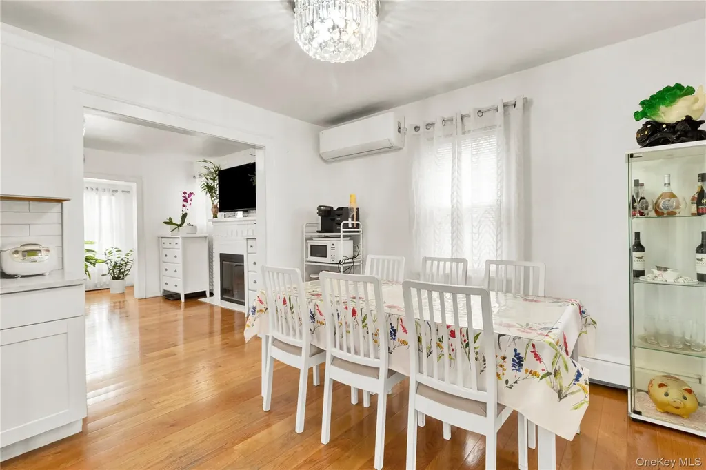 54 Perkins Avenue Oceanside NY 11572