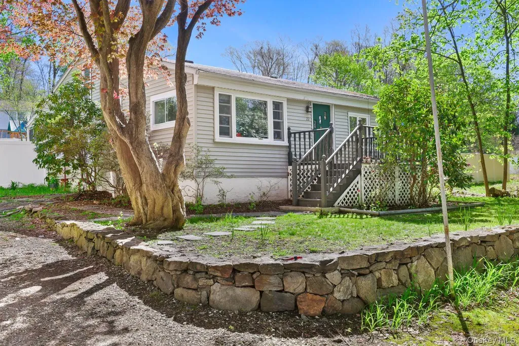 22 Grove Street Brewster NY 10509