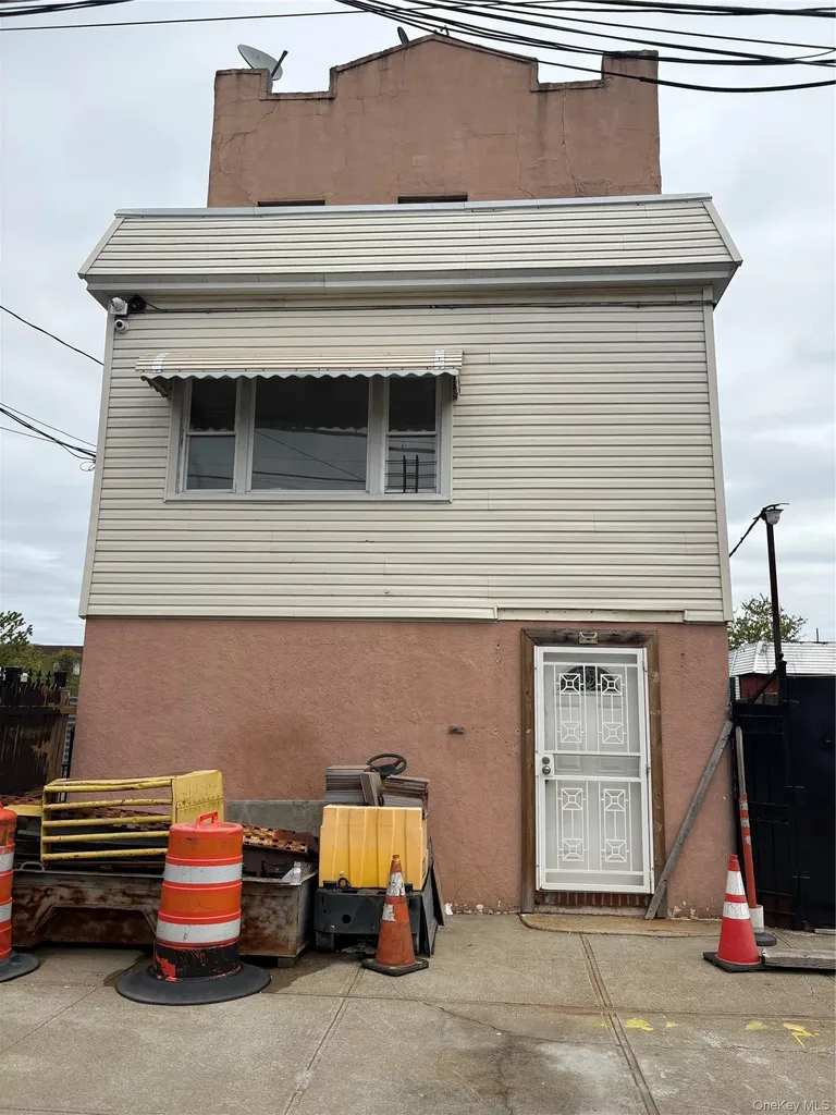 491 Emerald Street Brooklyn NY 11208