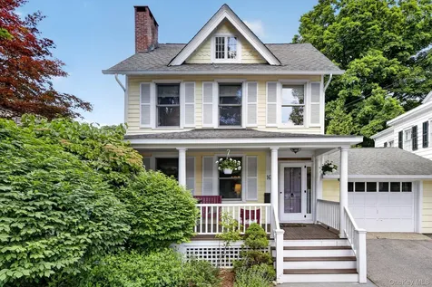 16 Chestnut Street Cold Spring NY 10516