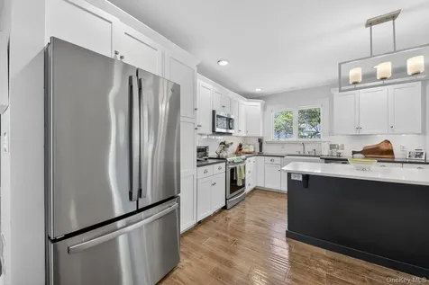 16 Chestnut Street Cold Spring NY 10516