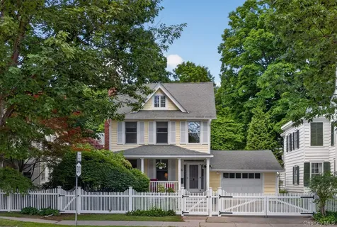 16 Chestnut Street Cold Spring NY 10516