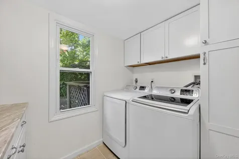 16 Chestnut Street Cold Spring NY 10516