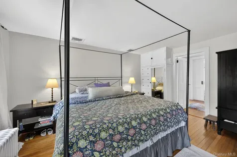 16 Chestnut Street Cold Spring NY 10516
