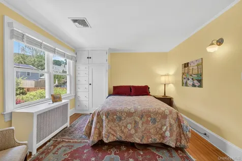 16 Chestnut Street Cold Spring NY 10516