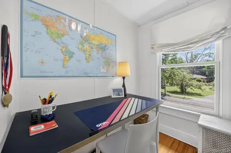 16 Chestnut Street Cold Spring NY 10516