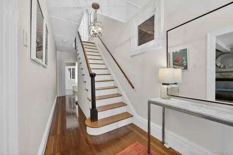 16 Chestnut Street Cold Spring NY 10516