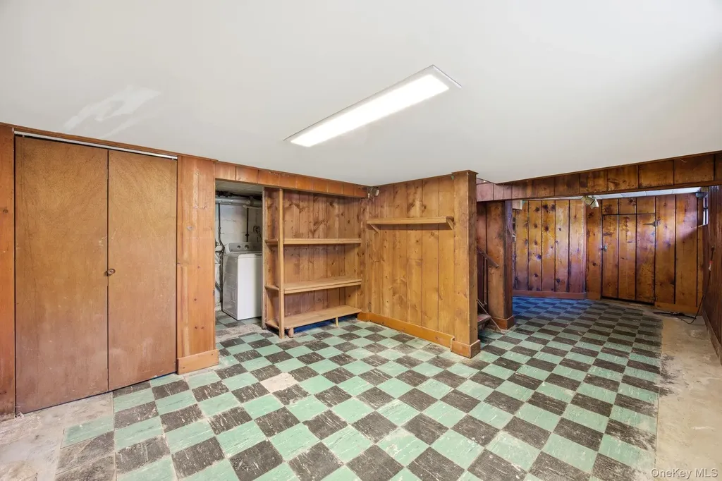 35-19 165th Street Flushing NY 11358