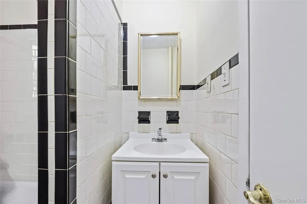 766 Brady Avenue Bronx NY 10462