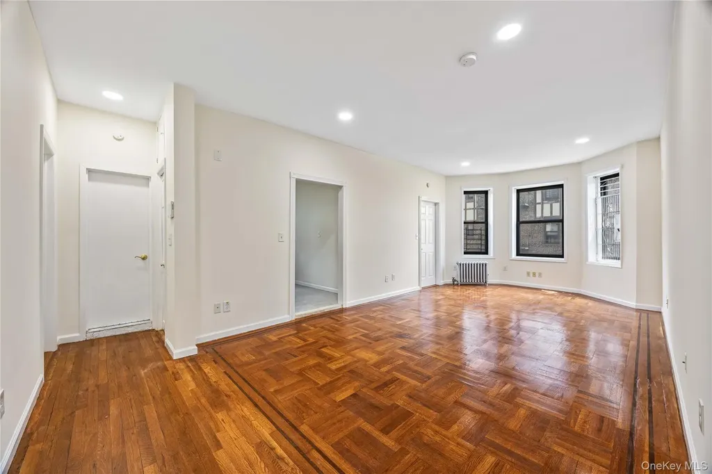766 Brady Avenue Bronx NY 10462