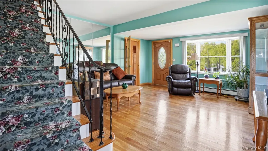 14 Mccord Place Bethpage NY 11714