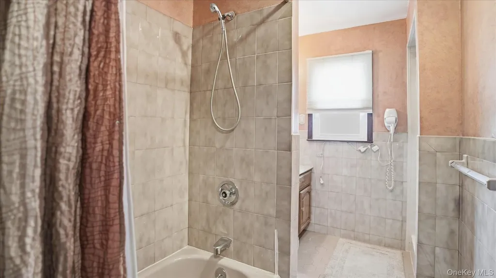14 Mccord Place Bethpage NY 11714