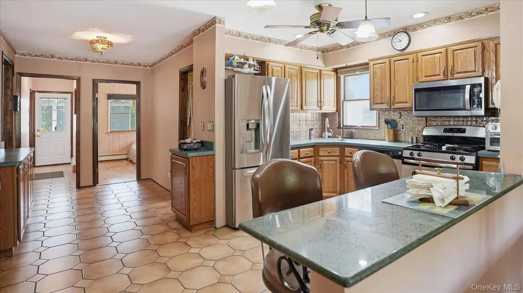 14 Mccord Place Bethpage NY 11714