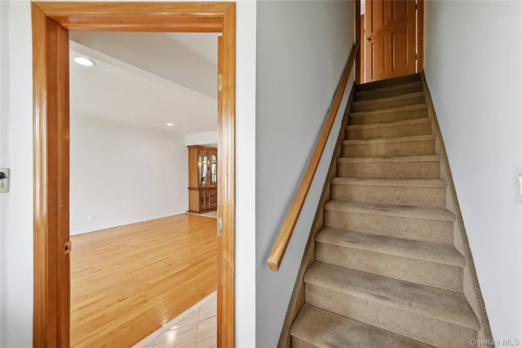 59 Central Avenue Westbury NY 11590