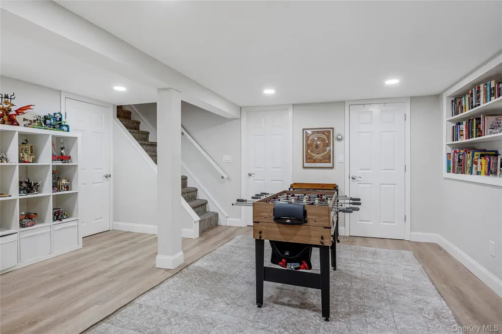 228 8th Street Bethpage NY 11714