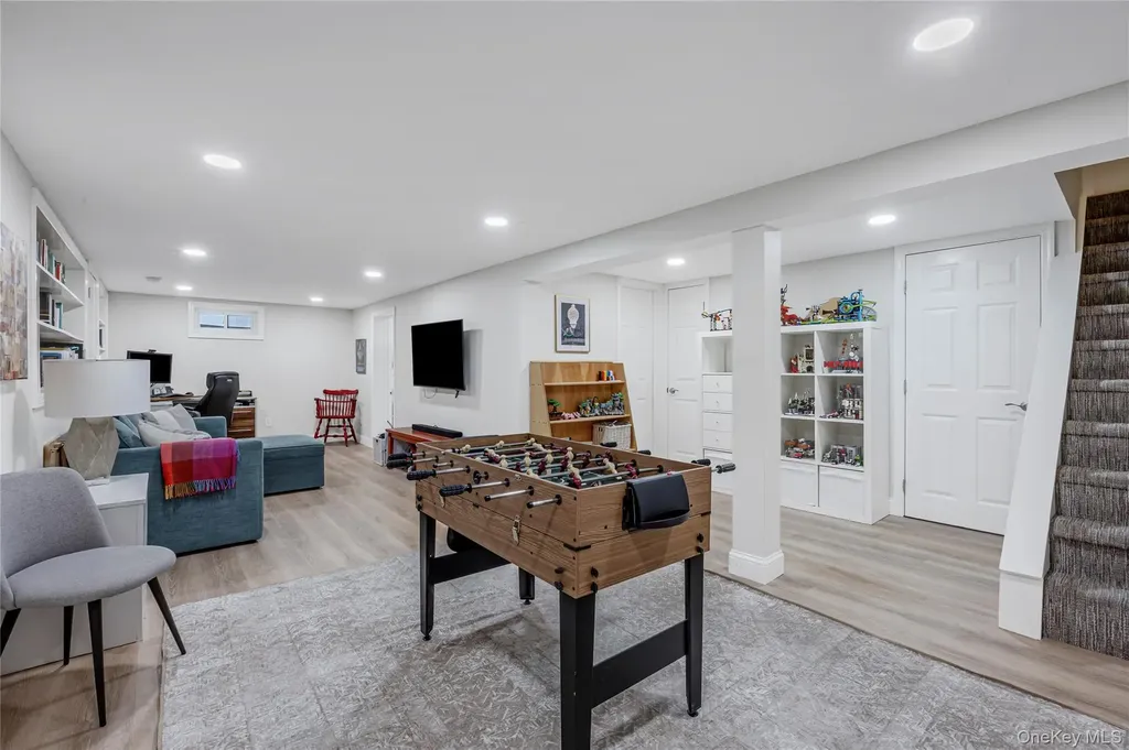 228 8th Street Bethpage NY 11714