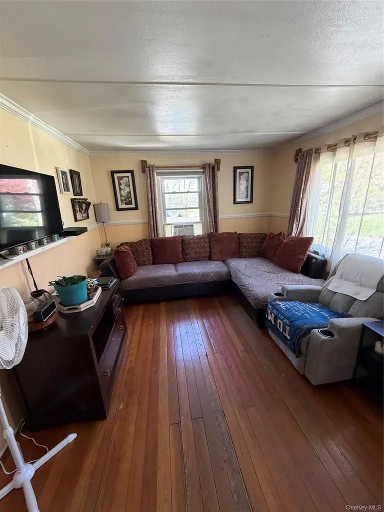 61 Pleasant Drive Carmel NY 10512