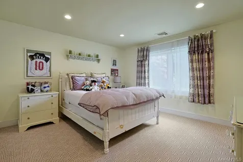 45 Jackson Road Bedford NY 10506
