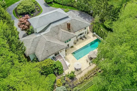 45 Jackson Road Bedford NY 10506
