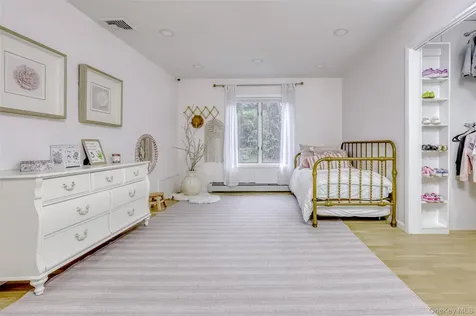 38 Roberts Road New City NY 10956