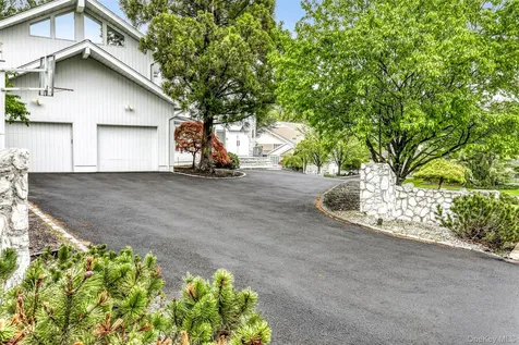 38 Roberts Road New City NY 10956