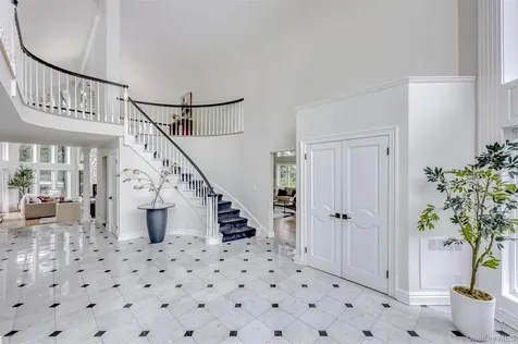38 Roberts Road New City NY 10956