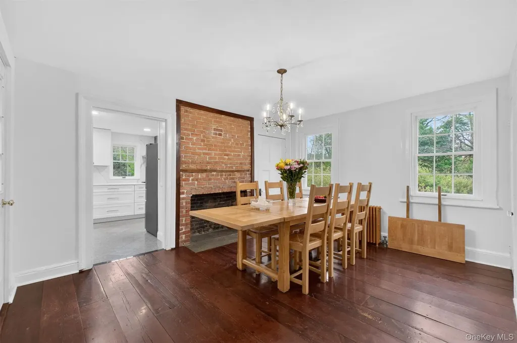121 Old Glenham Road Fishkill NY 12524