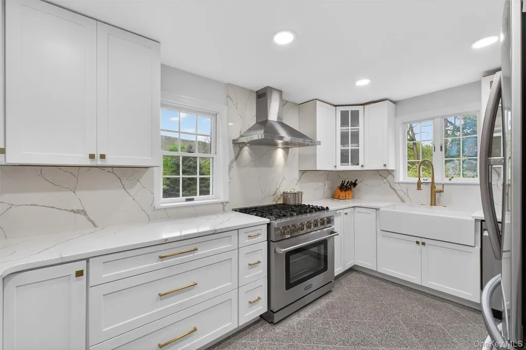 121 Old Glenham Road Fishkill NY 12524
