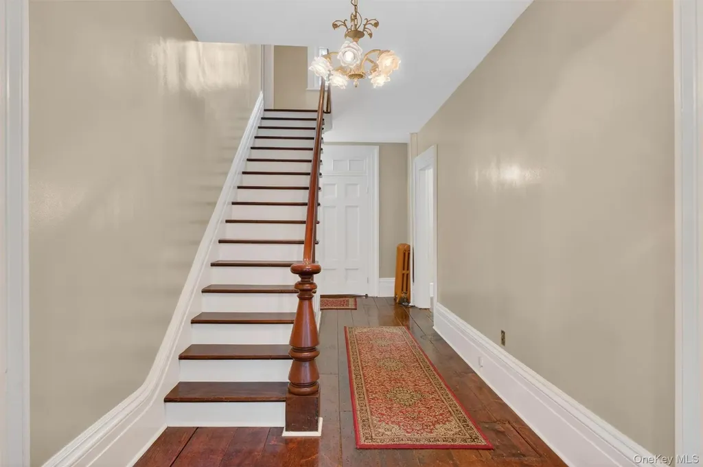 121 Old Glenham Road Fishkill NY 12524
