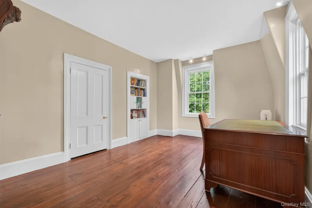 121 Old Glenham Road Fishkill NY 12524