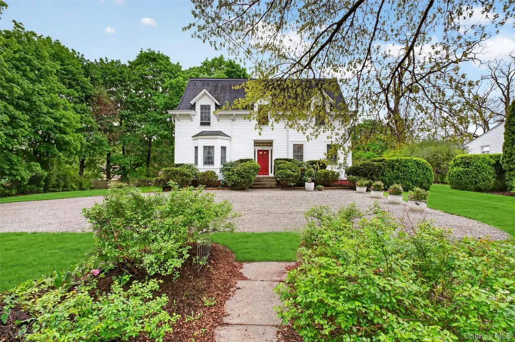 121 Old Glenham Road Fishkill NY 12524