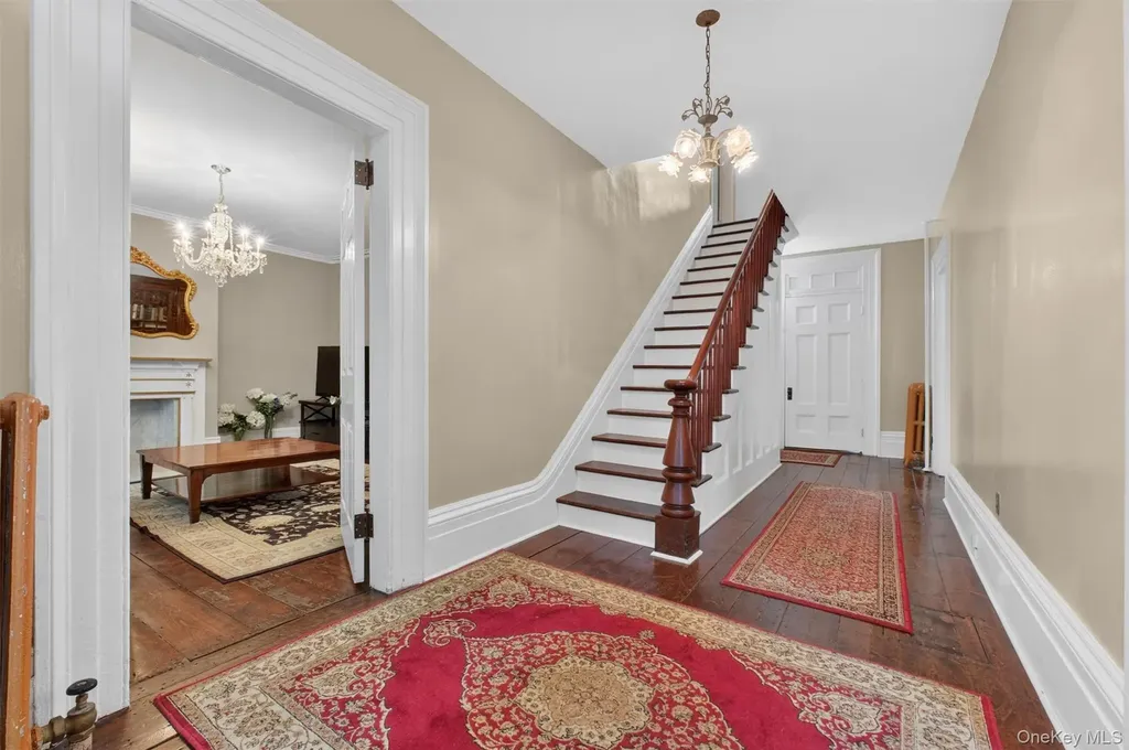 121 Old Glenham Road Fishkill NY 12524