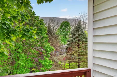 121 Old Glenham Road Fishkill NY 12524