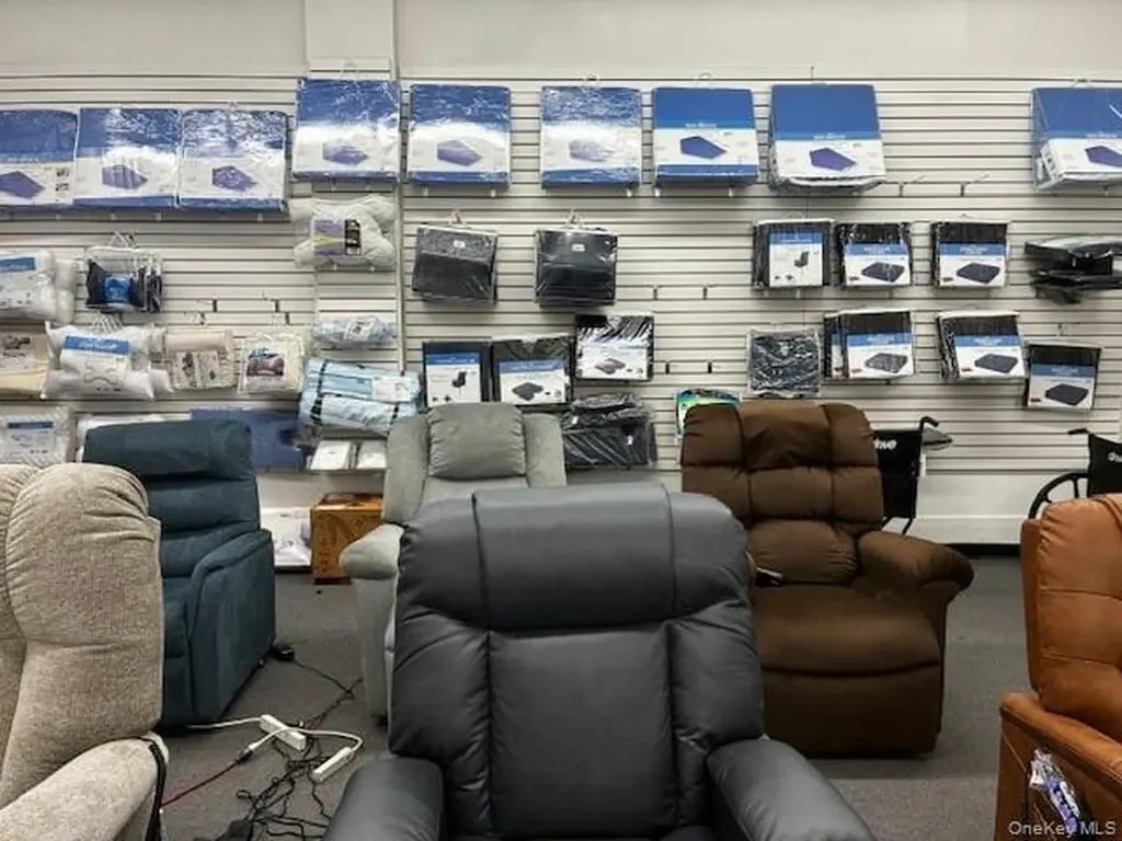 464 E Main Street Patchogue NY 11772