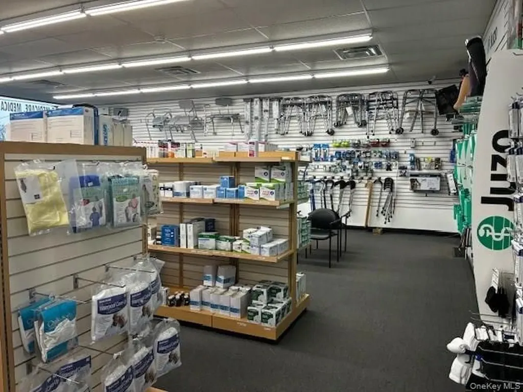 464 E Main Street Patchogue NY 11772