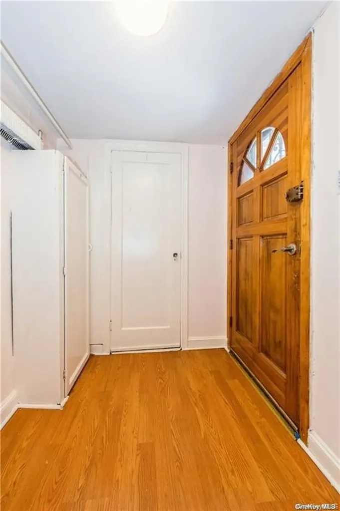 838 Avenue Z Brooklyn NY 11235