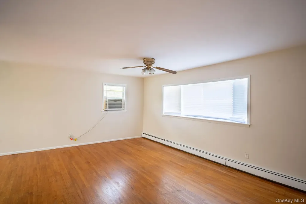 18 Edna Drive Syosset NY 11791